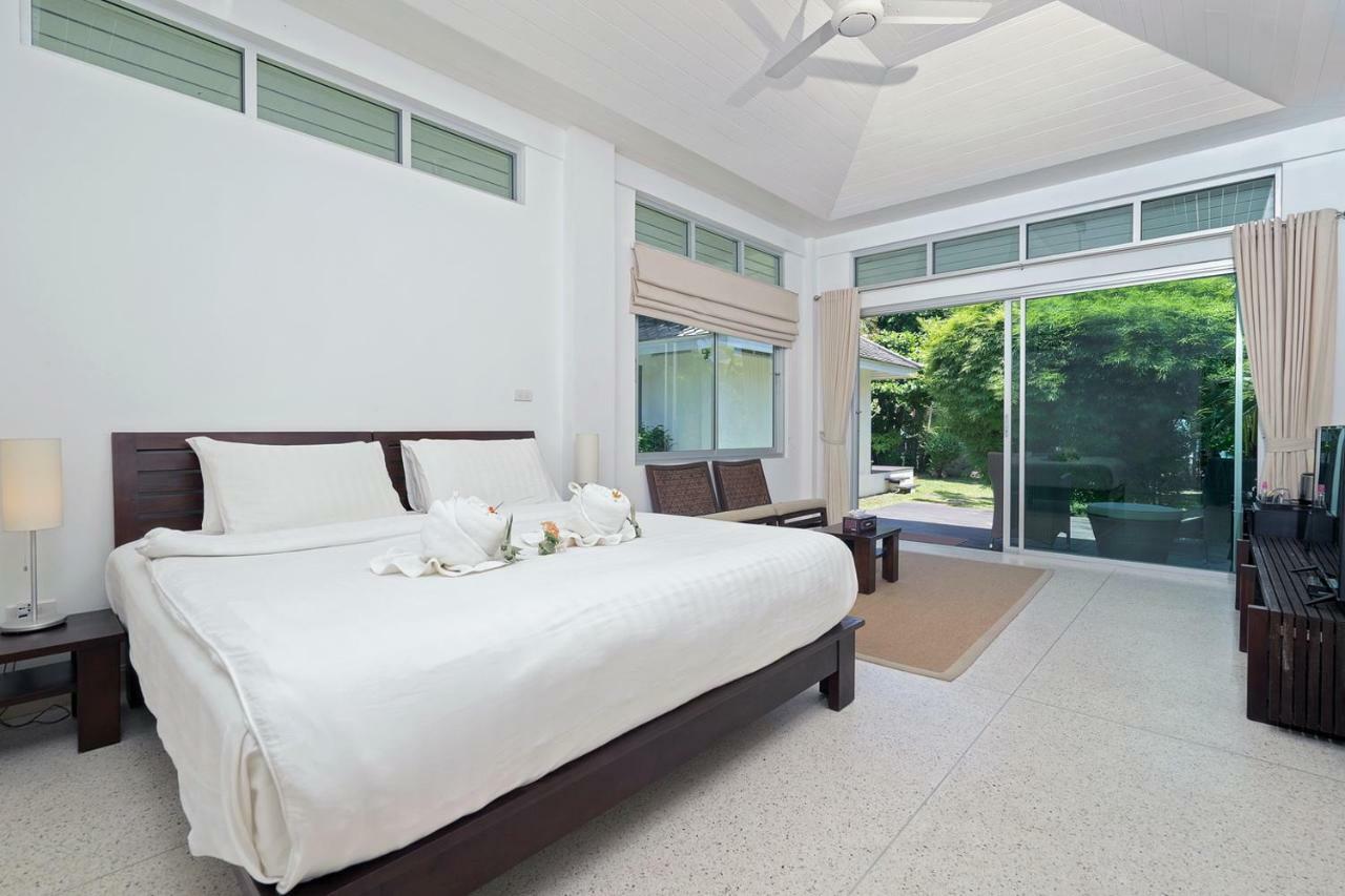 Ban Mok Talay Beachfront Villa Bang Rak Beach  Exterior foto