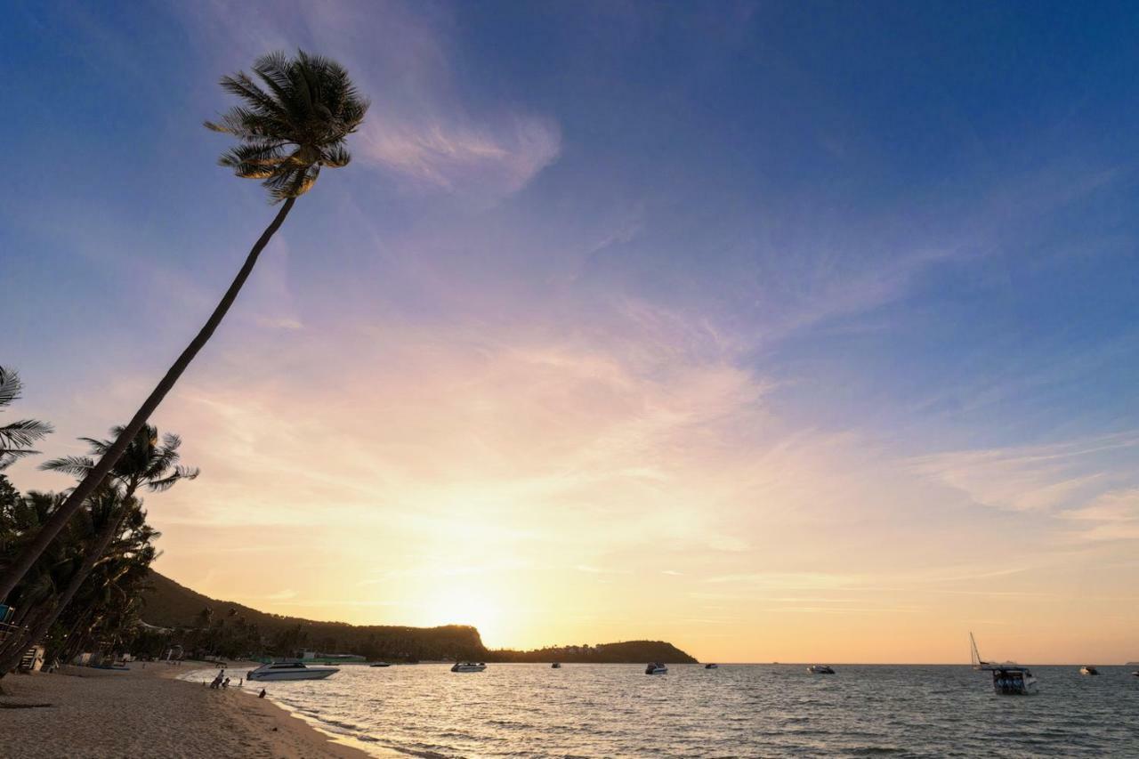 Ban Mok Talay Beachfront Villa Bang Rak Beach  Exterior foto